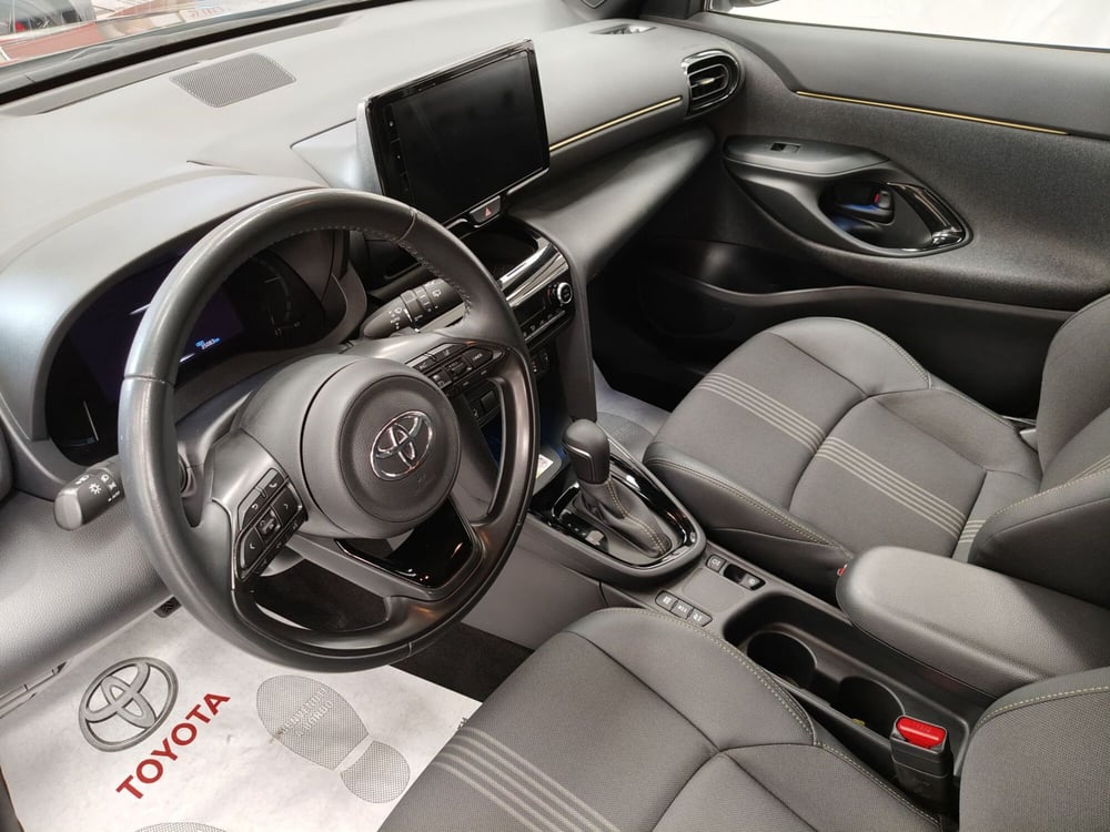 Toyota Yaris Cross usata a Roma (11)
