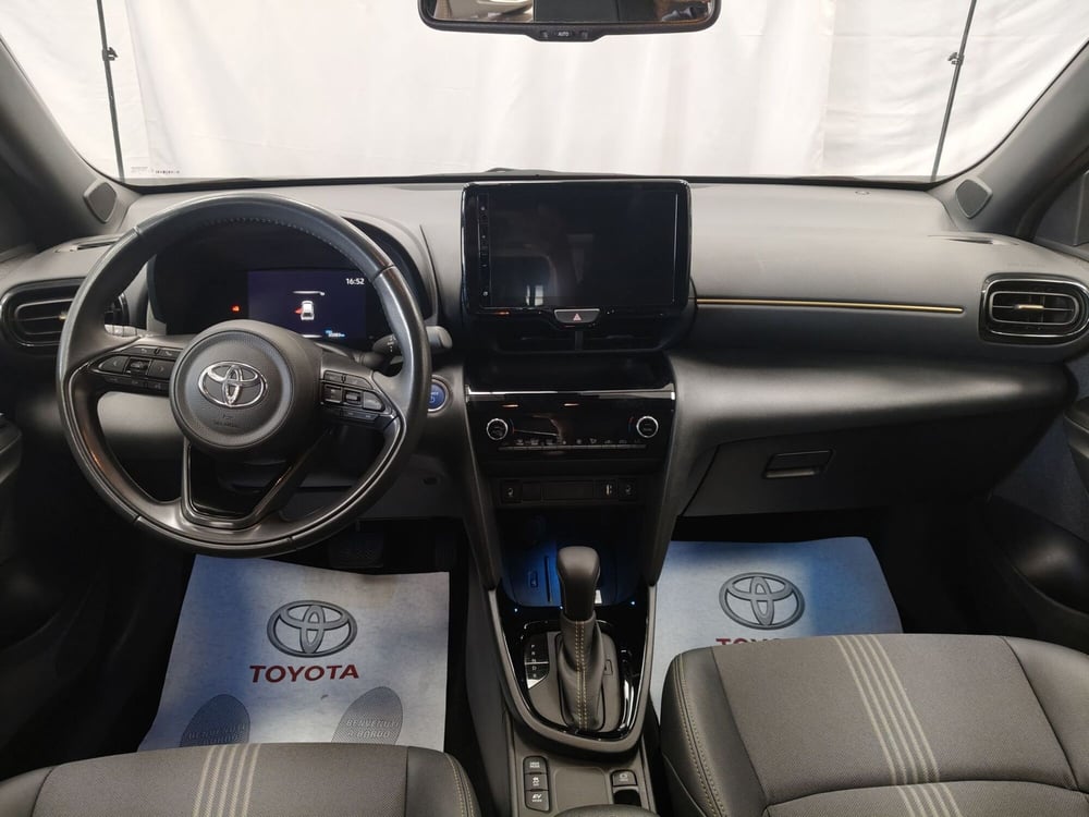 Toyota Yaris Cross usata a Roma (5)