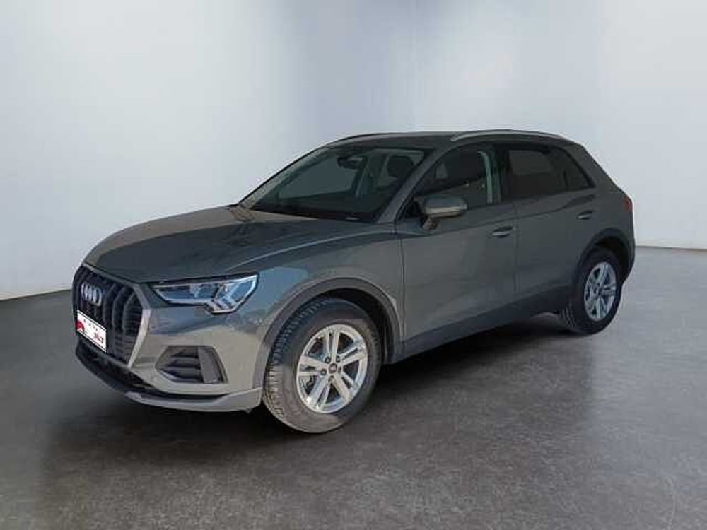 Audi Q3 nuova a Lucca