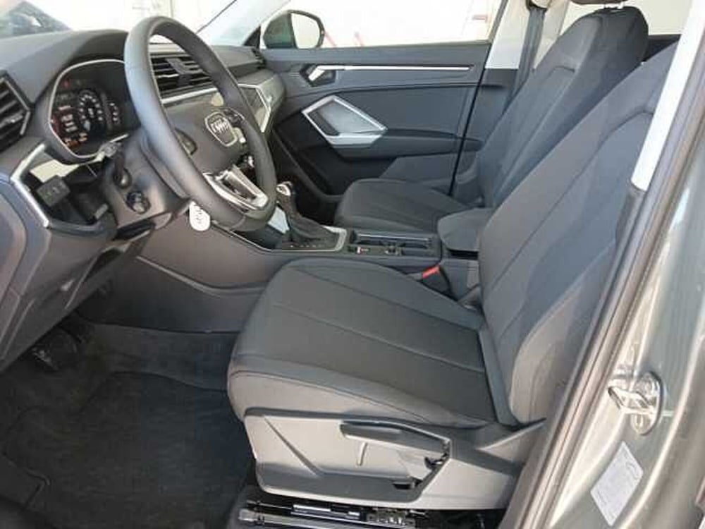 Audi Q3 nuova a Lucca (10)