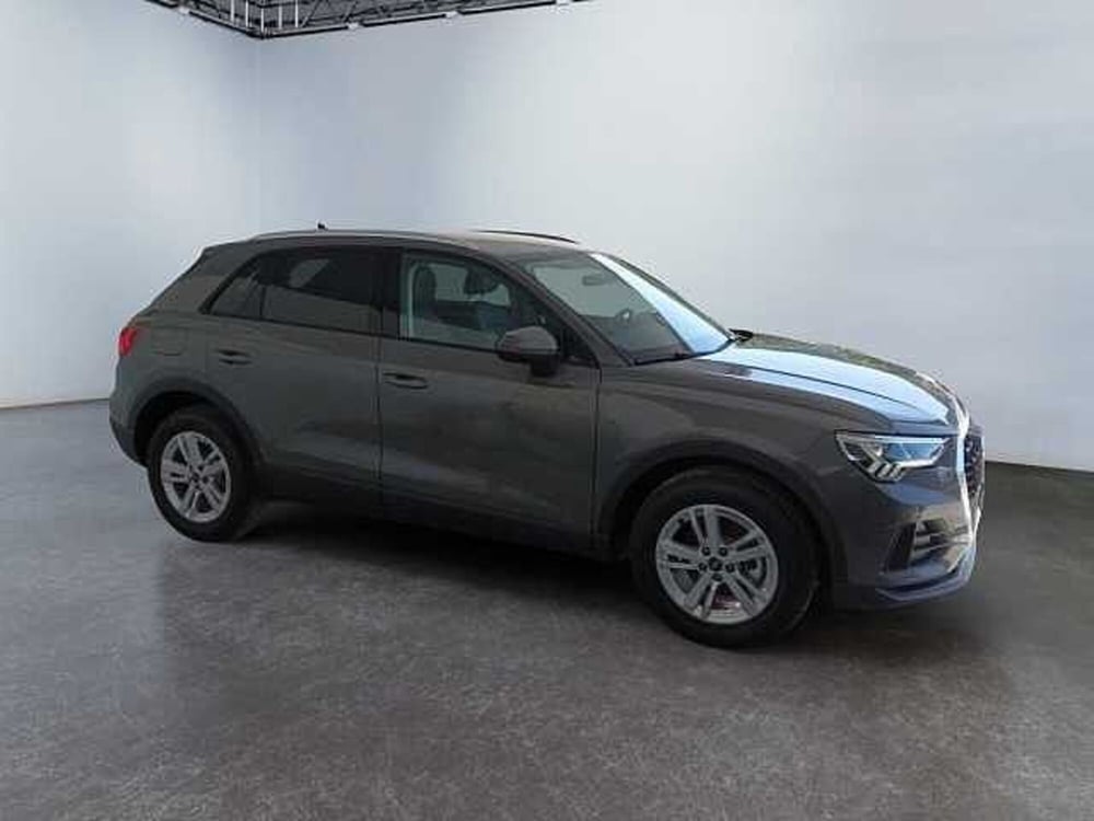 Audi Q3 nuova a Lucca (3)