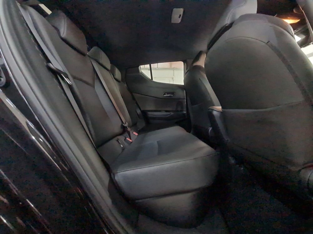 Toyota Toyota C-HR usata a Bologna (11)