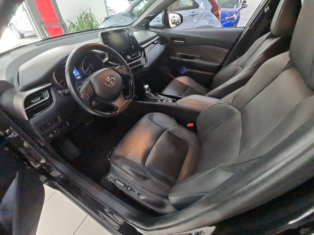 Toyota Toyota C-HR usata a Bologna (17)