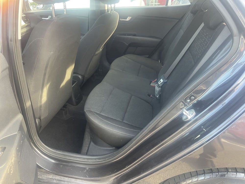 Kia Rio usata a Bologna (11)
