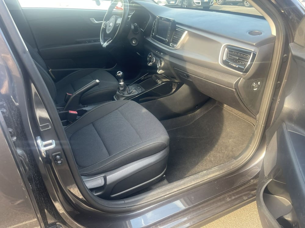 Kia Rio usata a Bologna (12)