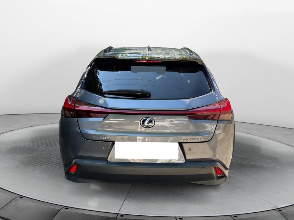 Lexus UX usata a Bologna (4)