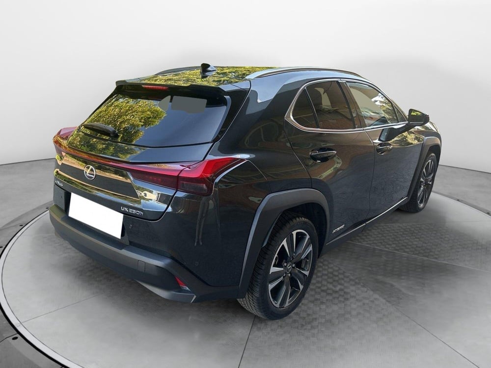Lexus UX usata a Bologna (5)