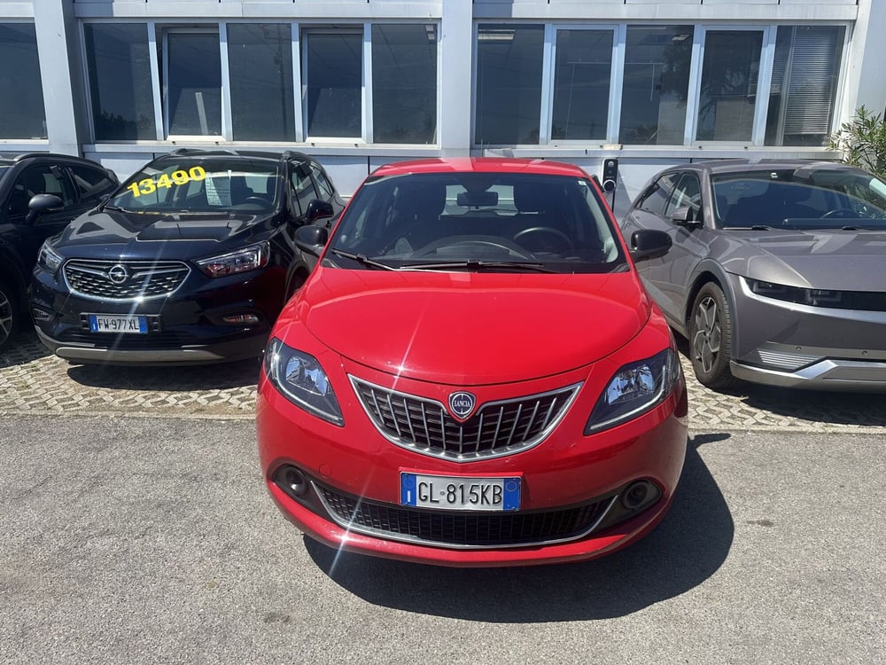 Lancia Ypsilon usata a Milano (2)