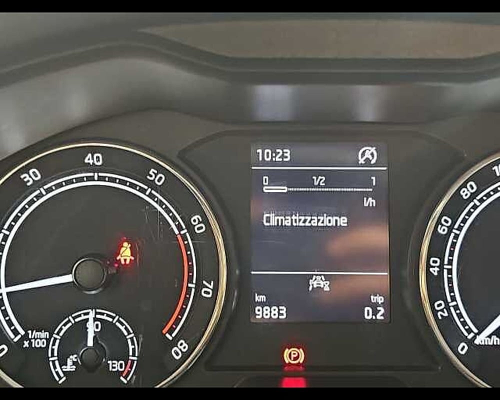 Skoda Kamiq usata a Roma (13)