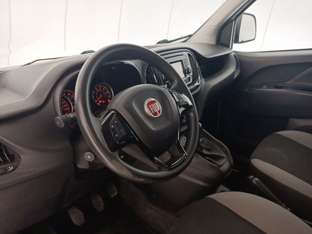 Fiat Doblò usata a Bari (5)