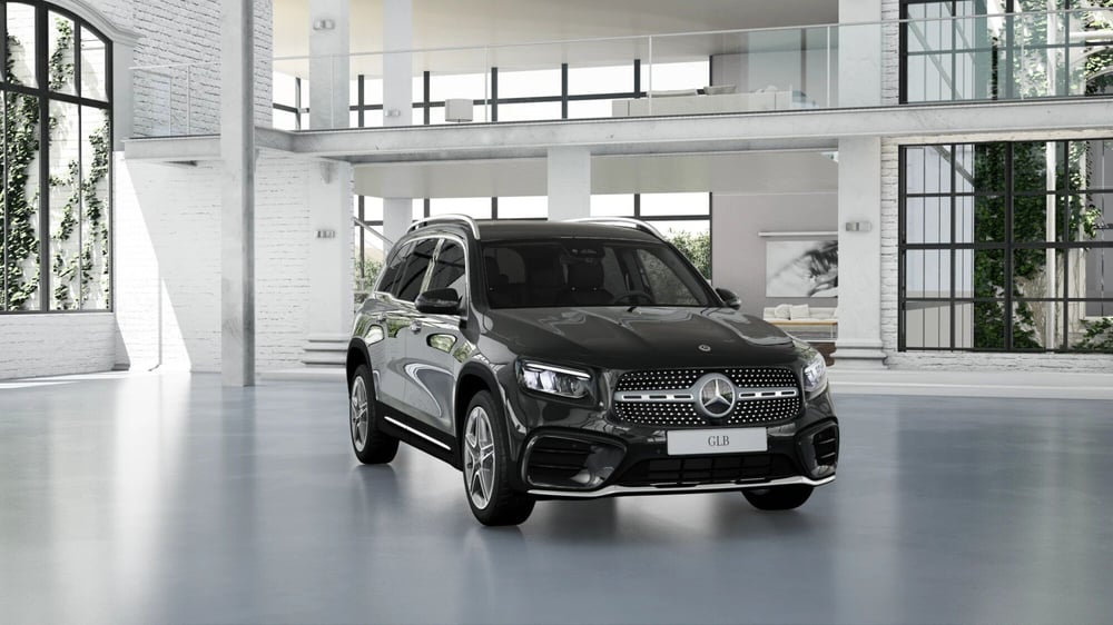 Mercedes-Benz GLB nuova a Chieti