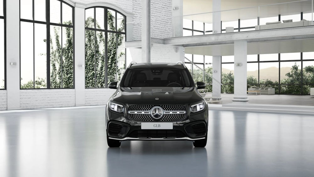Mercedes-Benz GLB nuova a Chieti (2)