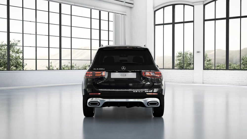 Mercedes-Benz GLB nuova a Chieti (4)