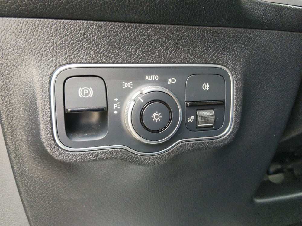 Mercedes-Benz GLB usata a Pescara (10)