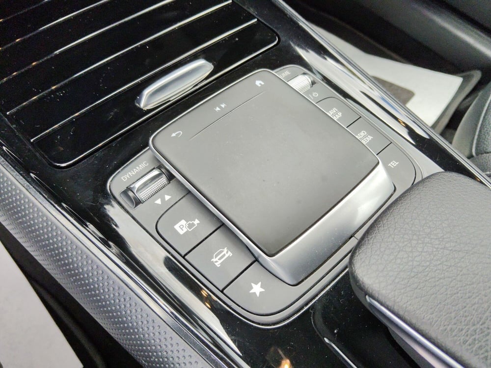 Mercedes-Benz GLB usata a Pescara (11)