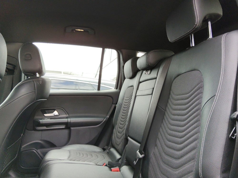 Mercedes-Benz GLB usata a Pescara (14)