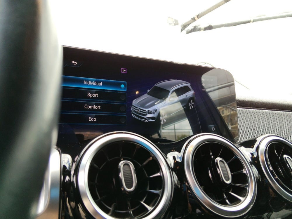 Mercedes-Benz GLB usata a Pescara (18)