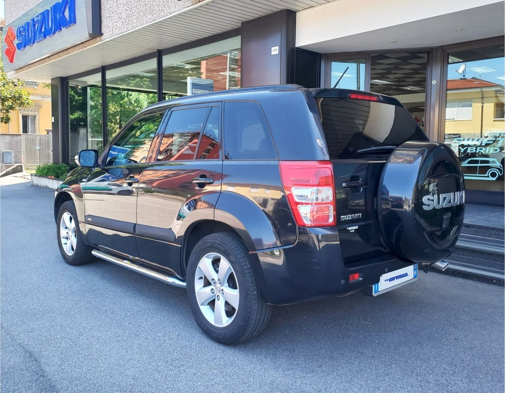 Suzuki Grand Vitara usata a Milano (4)