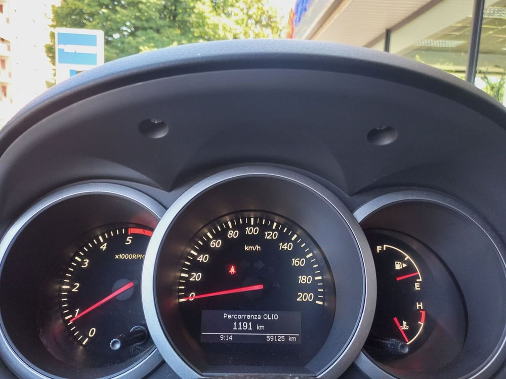 Suzuki Grand Vitara usata a Milano (9)