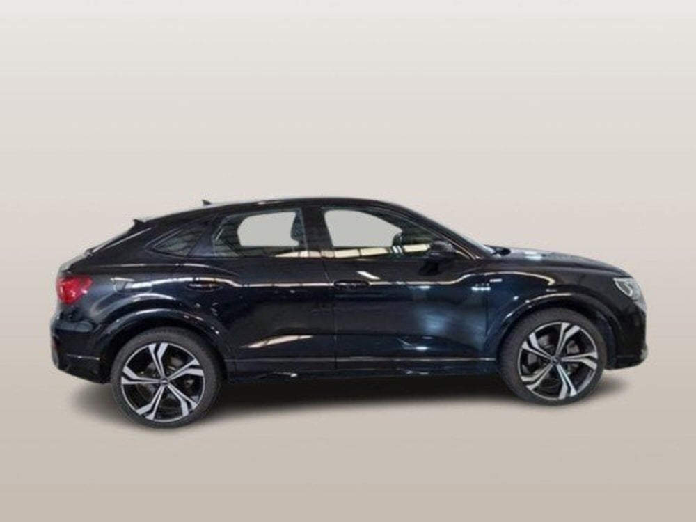 Audi Q3 Sportback usata a Macerata (4)