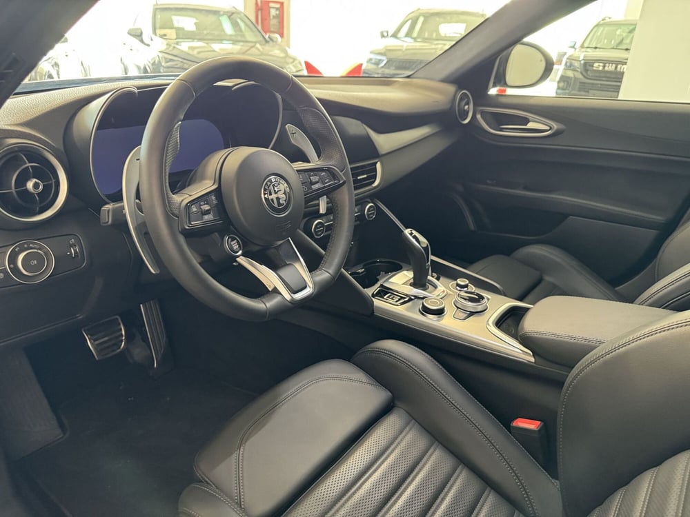 Alfa Romeo Giulia usata a Messina (8)