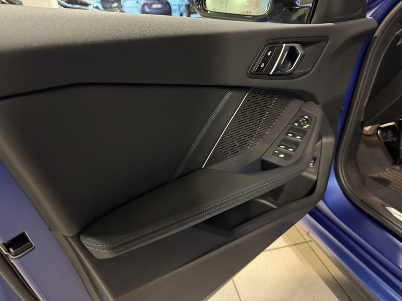 BMW Serie 1 nuova a Messina (7)