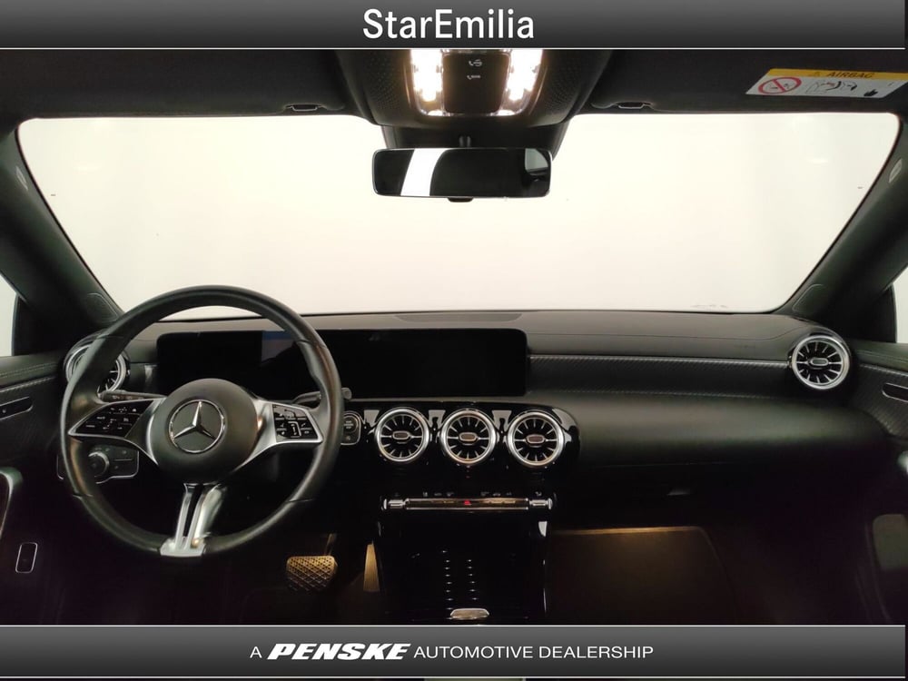 Mercedes-Benz CLA Shooting Brake usata a Ferrara (11)