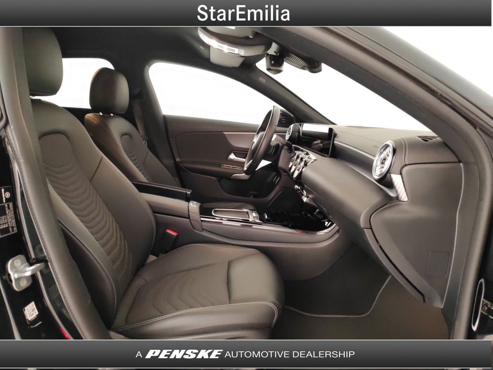 Mercedes-Benz CLA Shooting Brake usata a Ferrara (17)