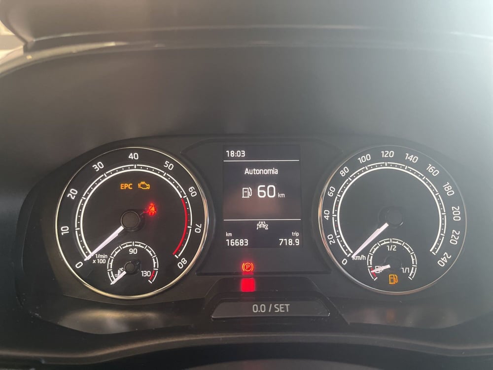 Skoda Fabia usata a Salerno (13)
