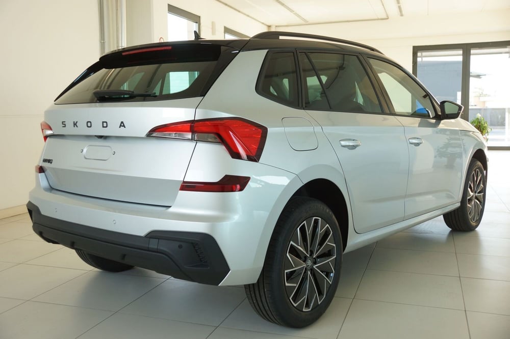 Skoda Kamiq nuova a Torino (9)