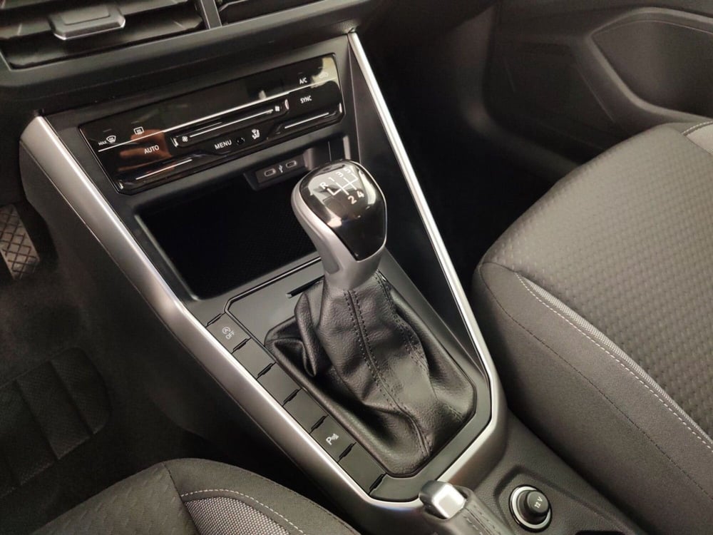 Volkswagen Polo nuova a Massa-Carrara (11)