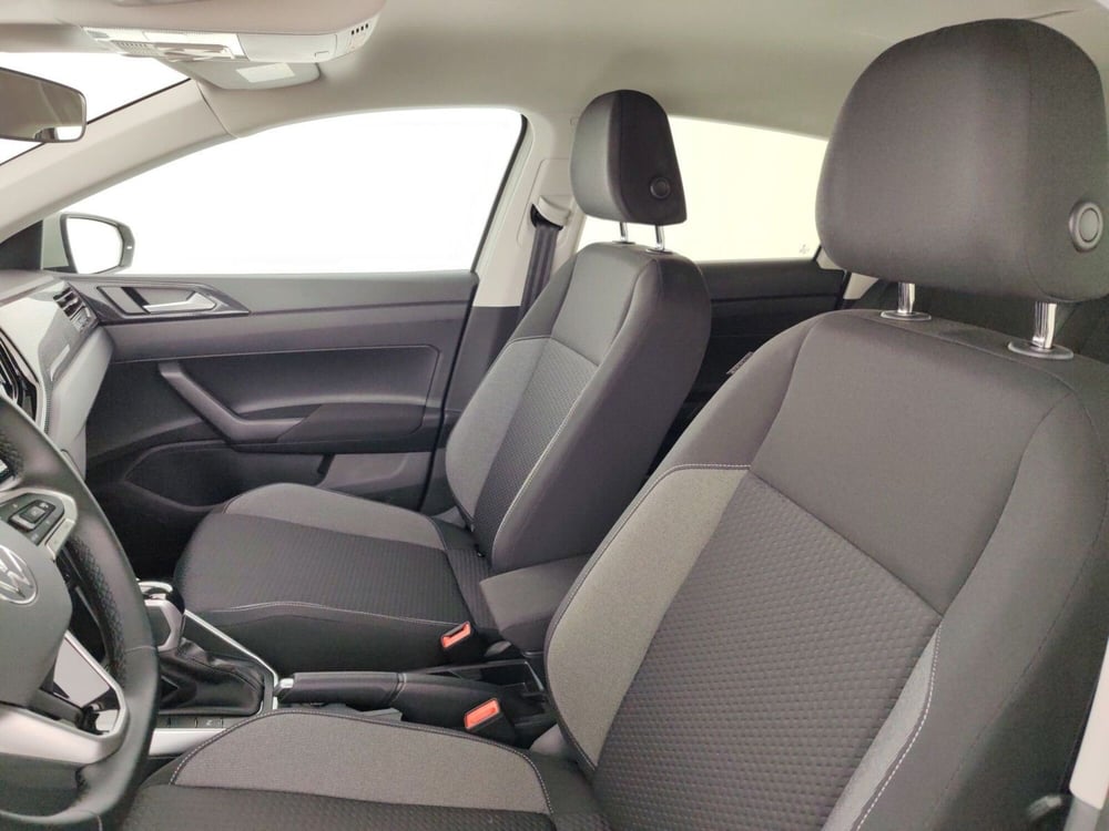 Volkswagen Polo nuova a Massa-Carrara (9)