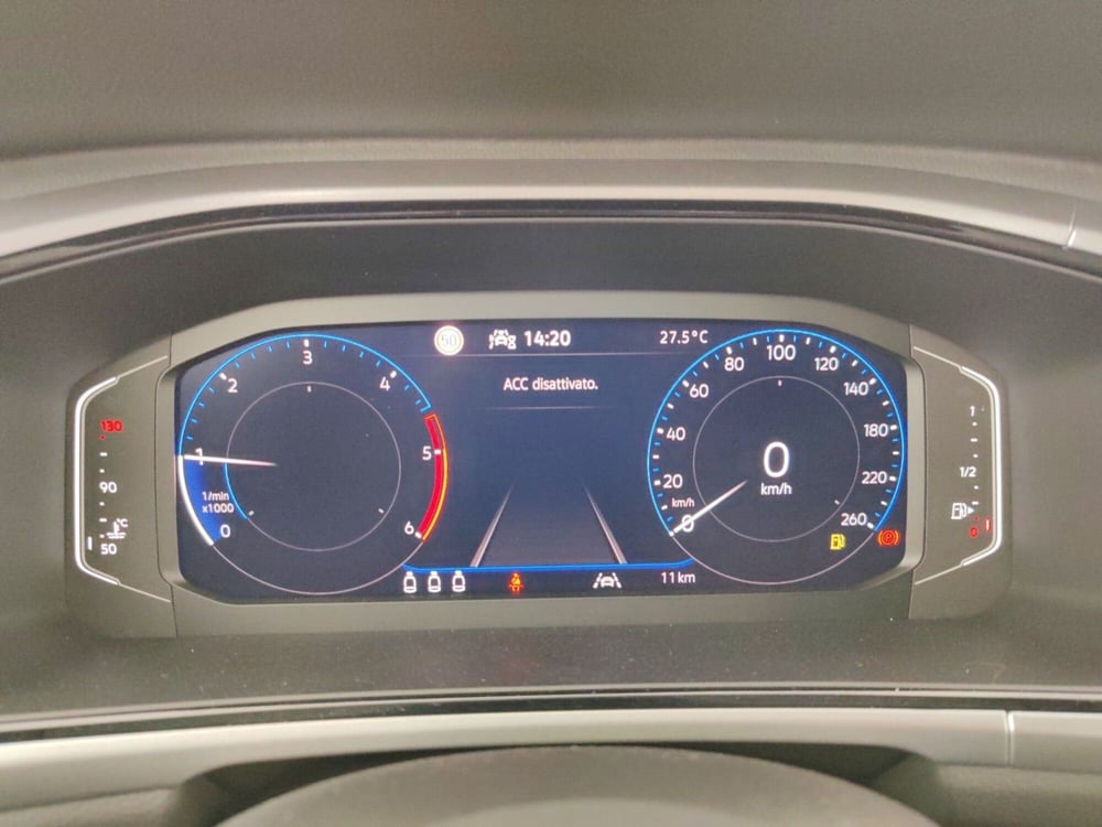Volkswagen T-Roc nuova a Massa-Carrara (15)