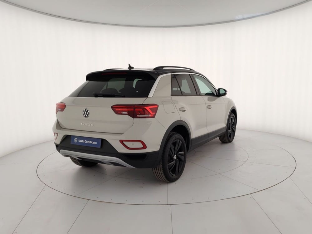 Volkswagen T-Roc nuova a Massa-Carrara (3)