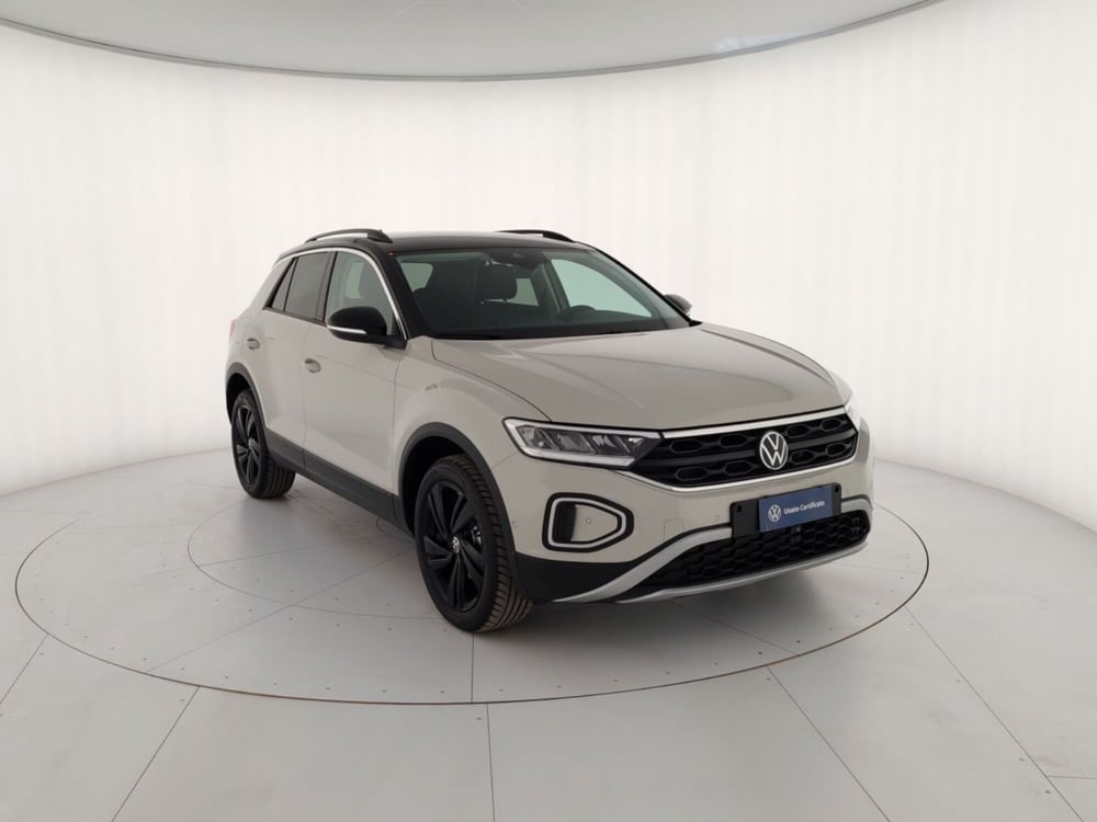 Volkswagen T-Roc nuova a Massa-Carrara (4)