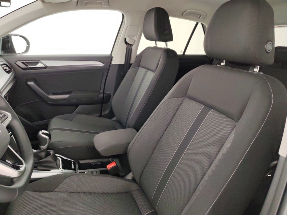 Volkswagen T-Roc nuova a Massa-Carrara (9)