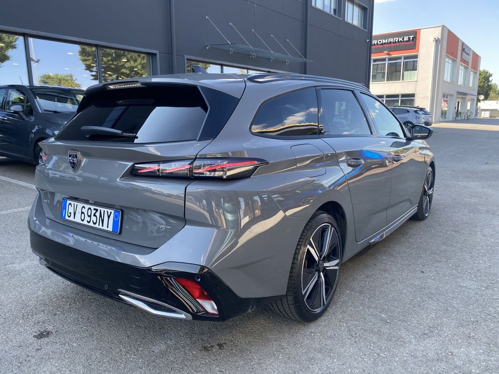Peugeot 308 SW usata a Modena (4)