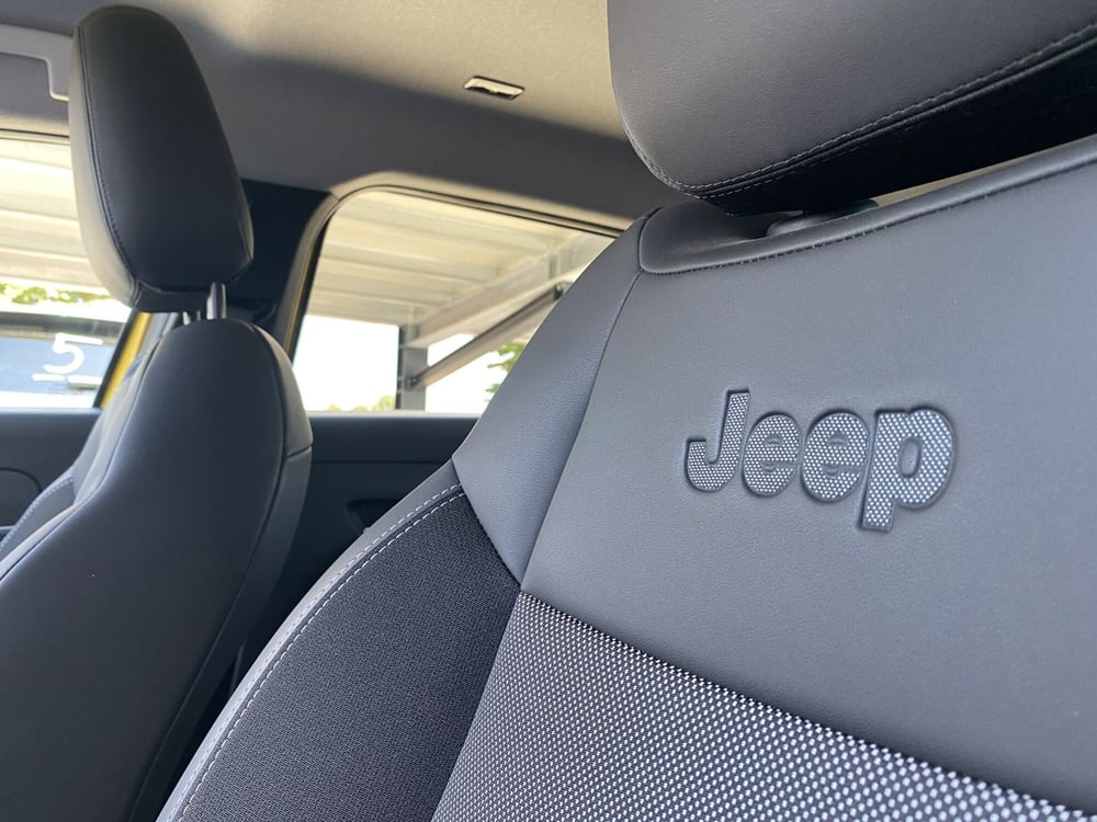 Jeep Avenger usata a Modena (11)