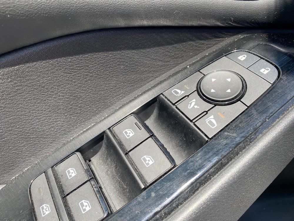 Nissan Qashqai usata a Modena (19)