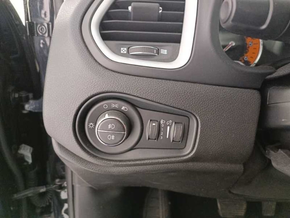 Jeep Renegade usata a Treviso (13)