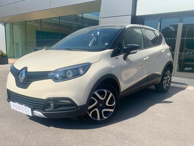 Renault Captur dCi 8V 90 CV EDC Start&amp;Stop Energy Hypnotic del 2017 usata a Bari