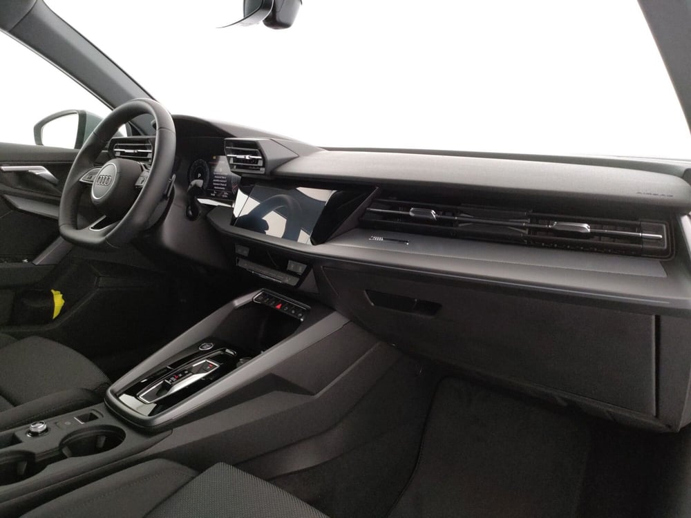 Audi A3 Sportback nuova a Caserta (6)