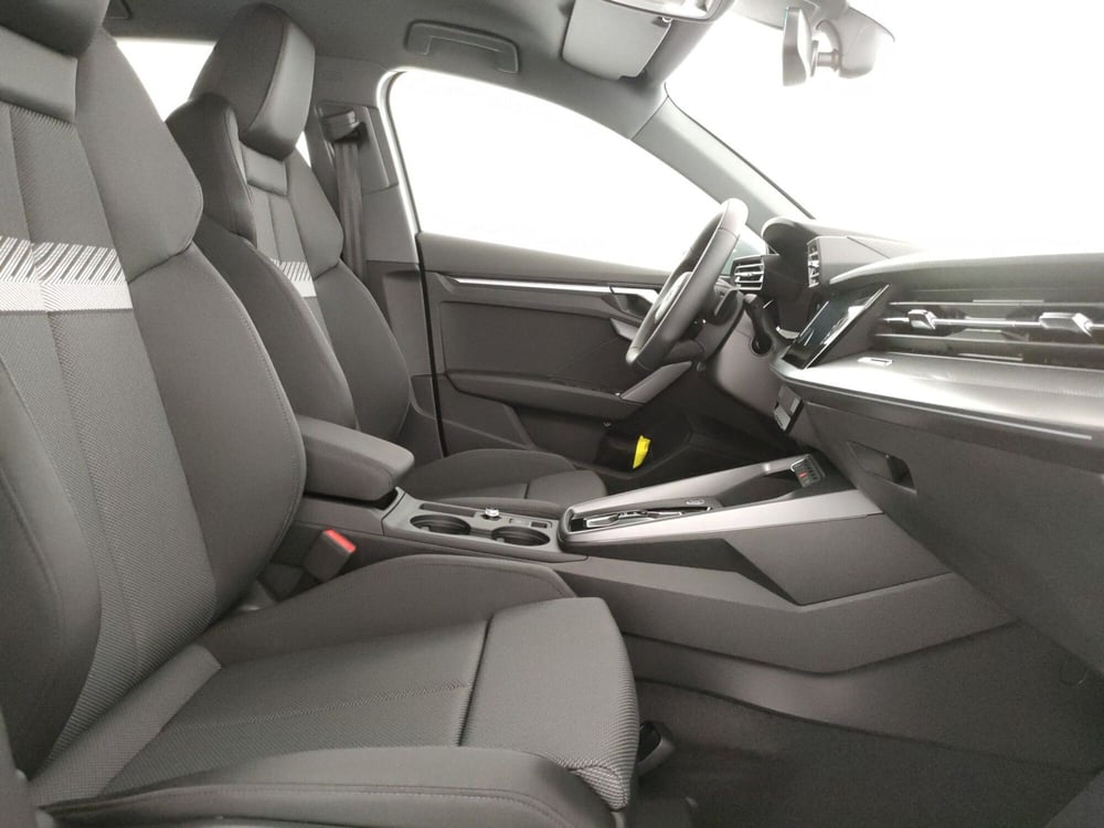 Audi A3 Sportback nuova a Caserta (7)