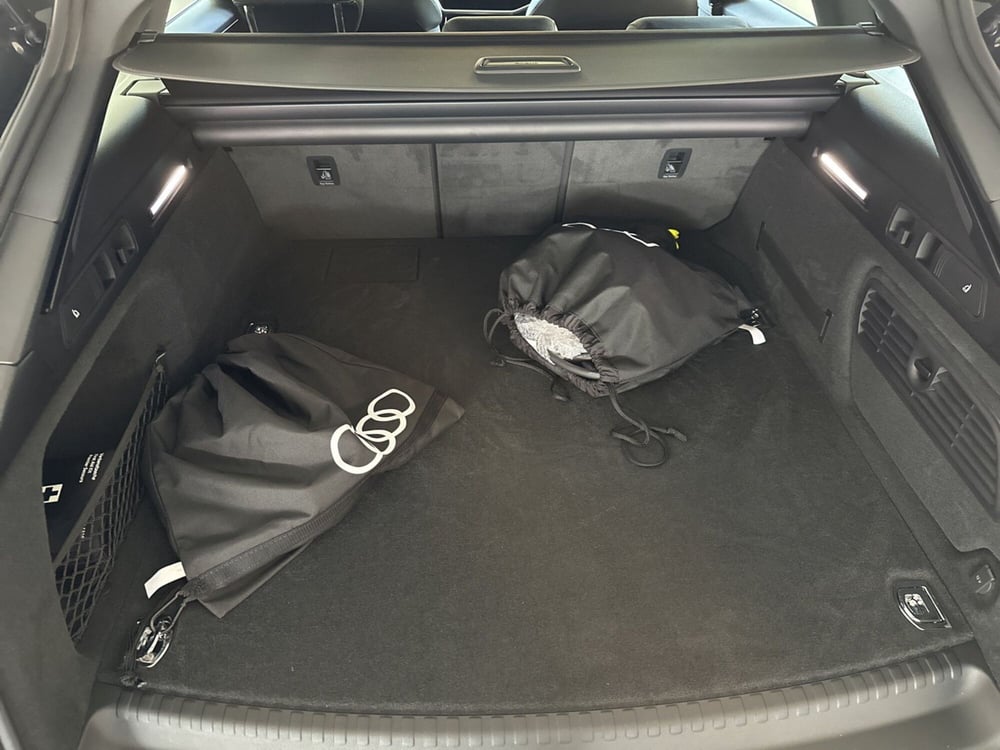 Audi A6 Avant nuova a Napoli (18)