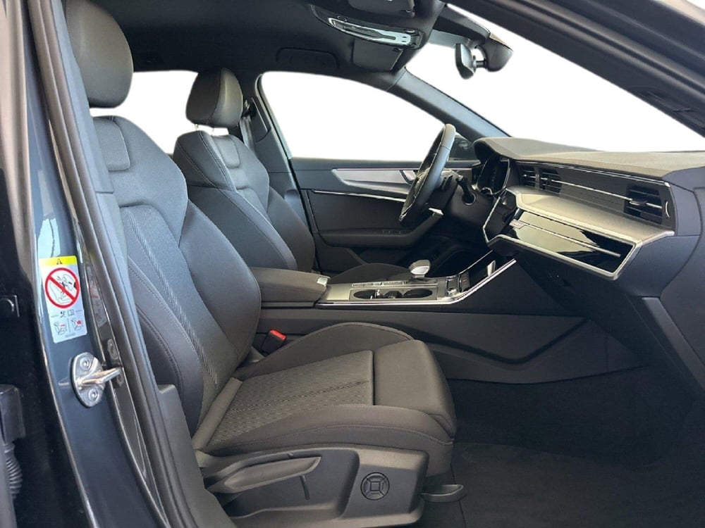 Audi A6 Avant nuova a Napoli (6)