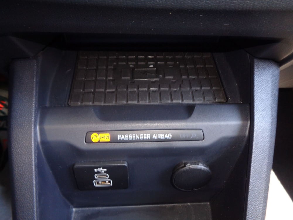 Ford Tourneo Courier usata a Treviso (17)