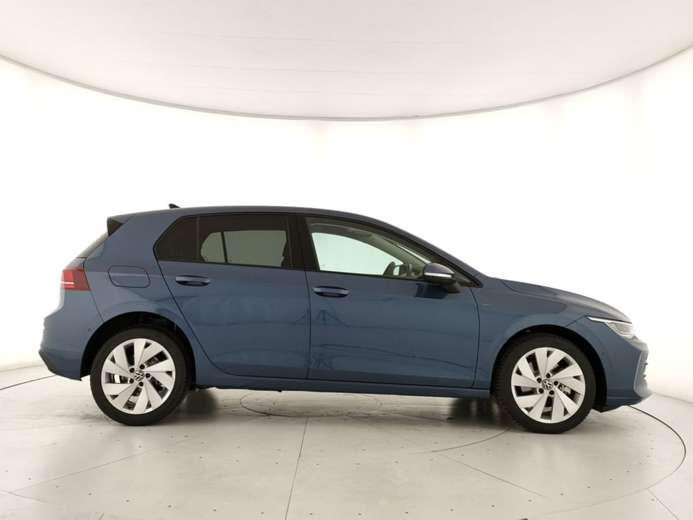 Volkswagen Golf nuova a Napoli (3)