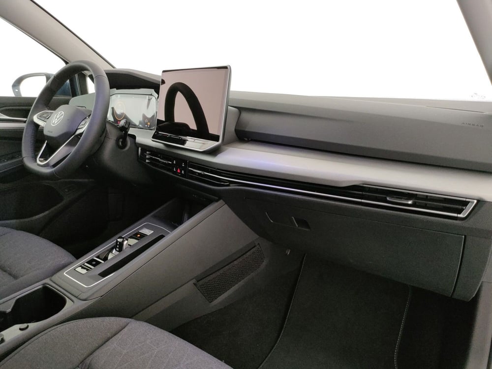 Volkswagen Golf nuova a Napoli (6)