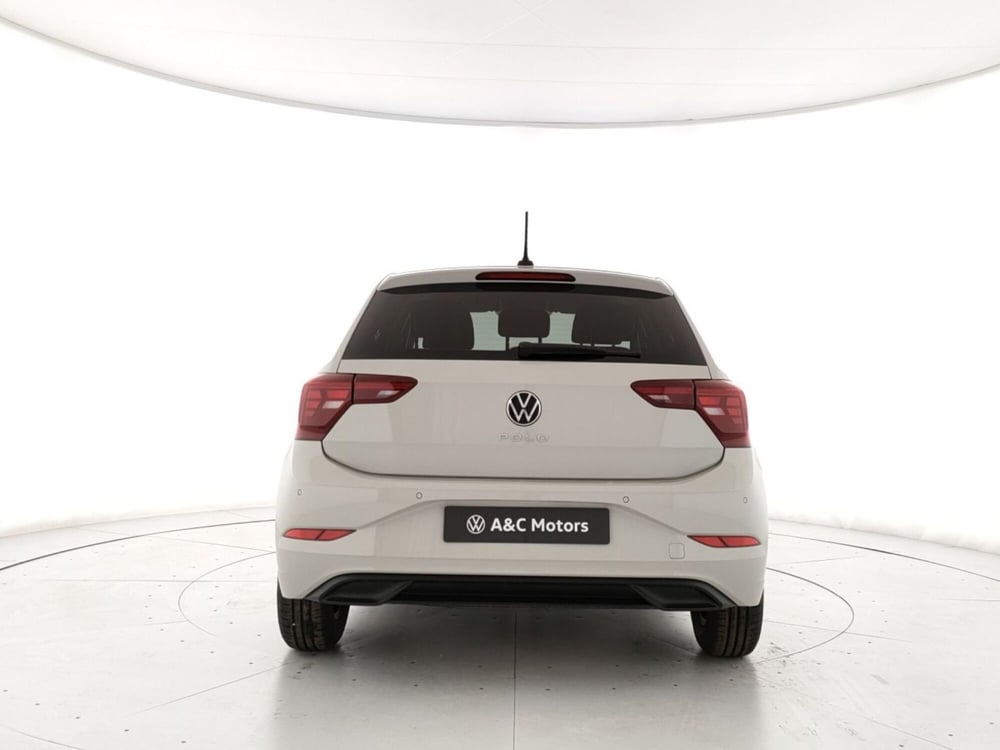 Volkswagen Polo nuova a Napoli (4)