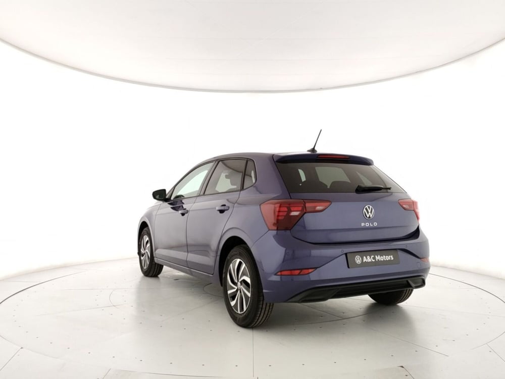 Volkswagen Polo nuova a Napoli (3)